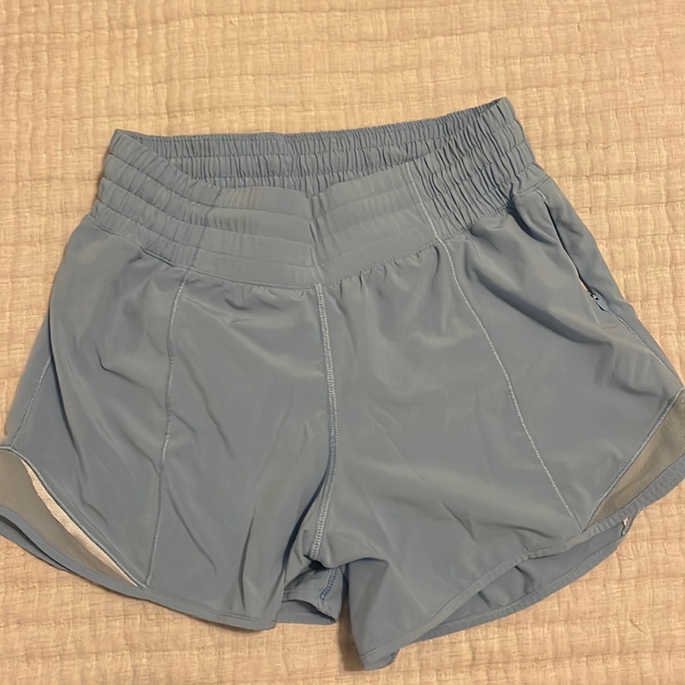 Hotty hot 4” high rise shorts